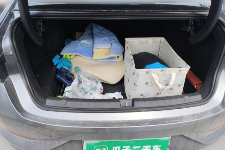 Used BYD Qin PLUS 2025 DM-i Smart Drive 55KM Leading Model Trunk