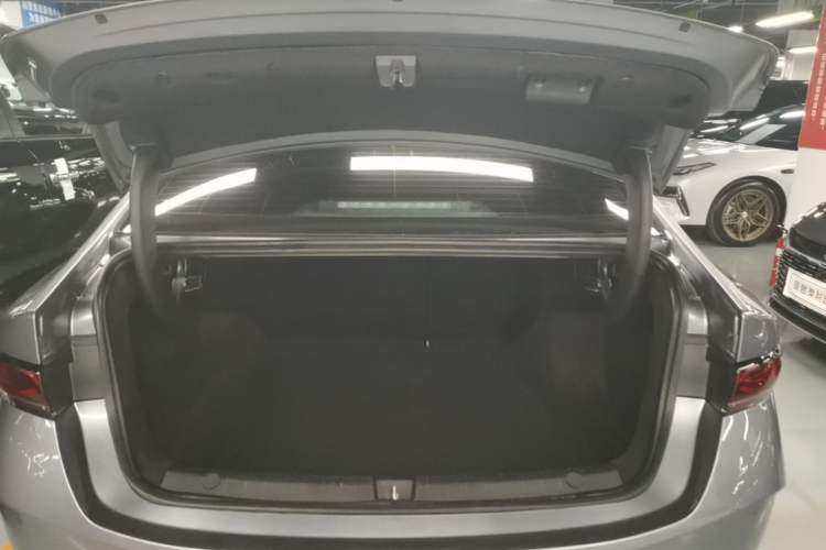 Used BYD Qin PLUS 2025 DM-i Smart Drive 55KM Leading Model Trunk