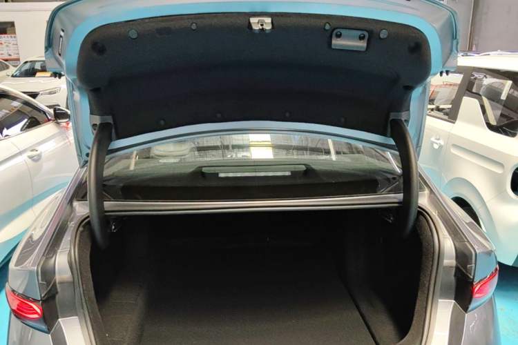 Used BYD Qin PLUS  Trunk