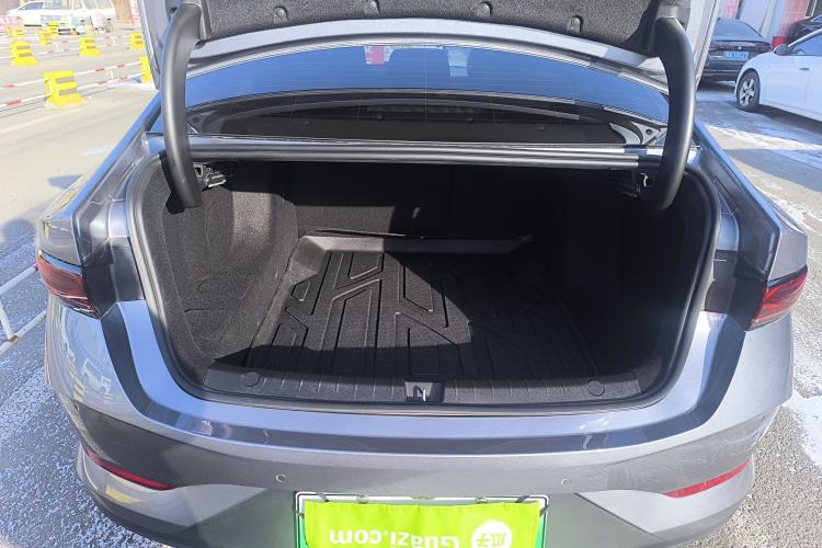 Used BYD Qin PLUS  Trunk