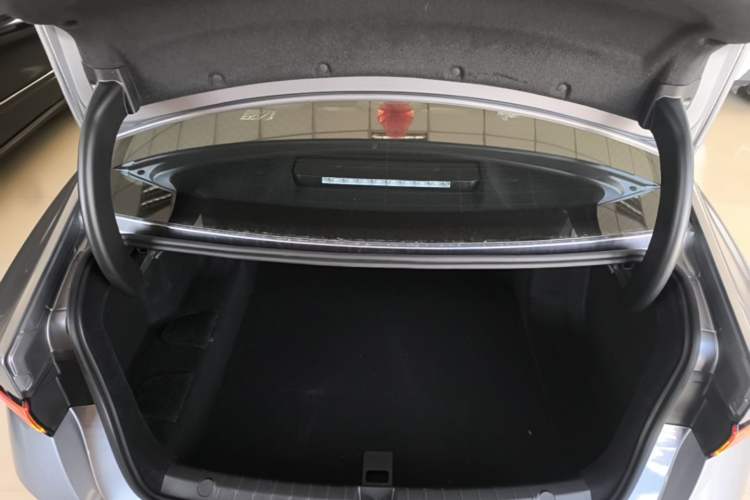 Used BYD Qin PLUS 2025 DM-i Smart Drive 55KM Leading Model Trunk