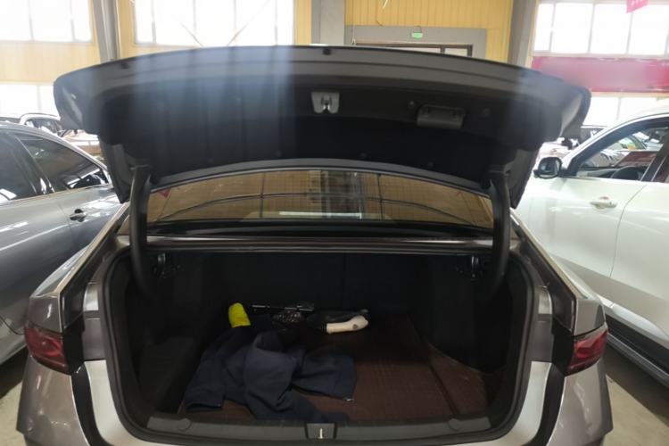 Used BYD Qin PLUS 2025 DM-i Smart Drive 55KM Leading Model Trunk