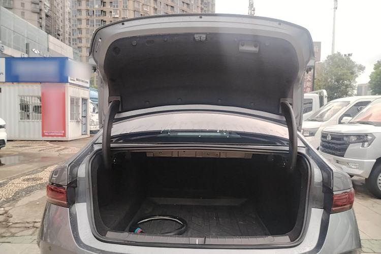 Used BYD Qin PLUS 2025 DM-i Smart Drive 55KM Leading Model Trunk