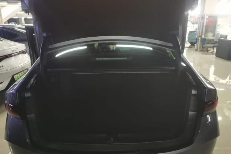 Used BYD Qin PLUS 2025 DM-i Smart Drive 120KM Superior Model Trunk
