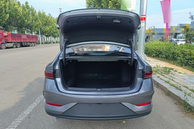 Used BYD Qin PLUS 2025 DM-i Smart Drive 55KM Leading Model Trunk