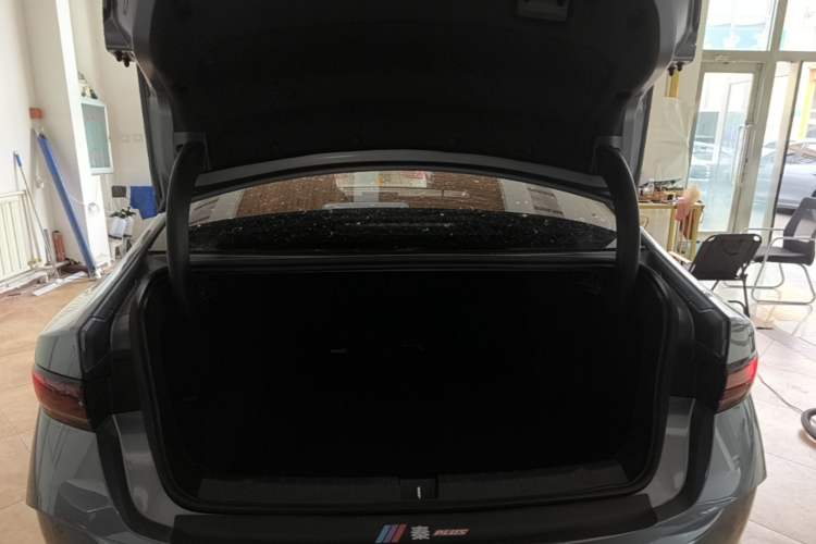 Used BYD Qin PLUS 2025 DM-i Smart Drive 55KM Leading Model Trunk