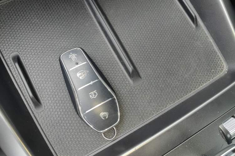 Used BYD Qin PLUS 2025 DM-i Smart Drive 120KM Superior Model Vehicle Key