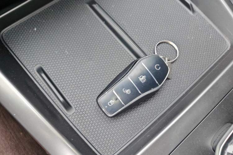 Used BYD Qin PLUS 2025 DM-i Smart Drive 55KM Leading Model Vehicle Key