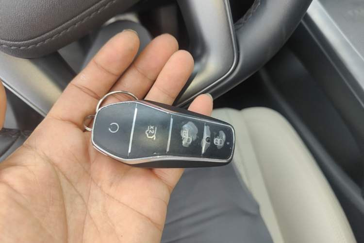 Used BYD Qin PLUS 2025 EV Smart Drive Version 510KM Beyond Model Vehicle Key