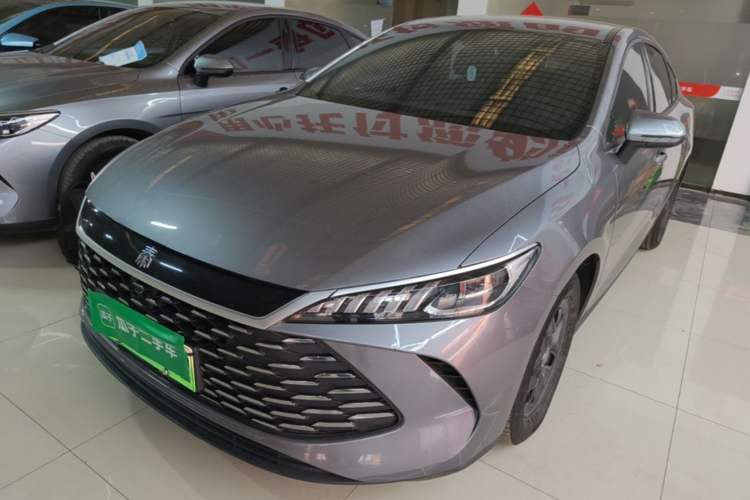 BYD Qin PLUS 2025 DM-i Smart Drive 55KM Leading Model