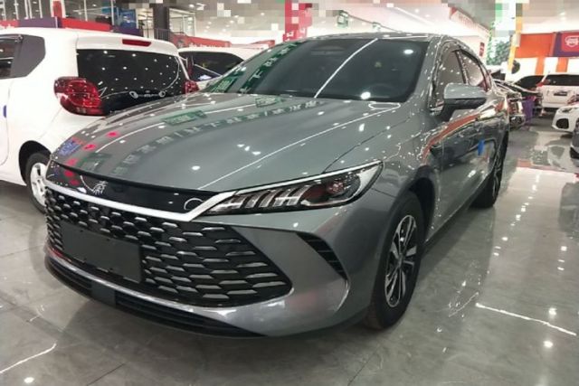 Used BYD Qin PLUS 2025 DM-i Smart Drive 120KM Superior Model