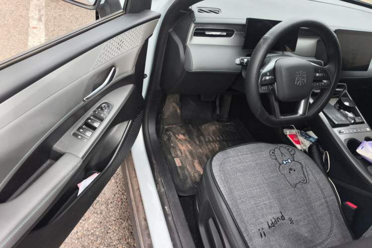 Used BYD Qin PLUS  Driver Seat