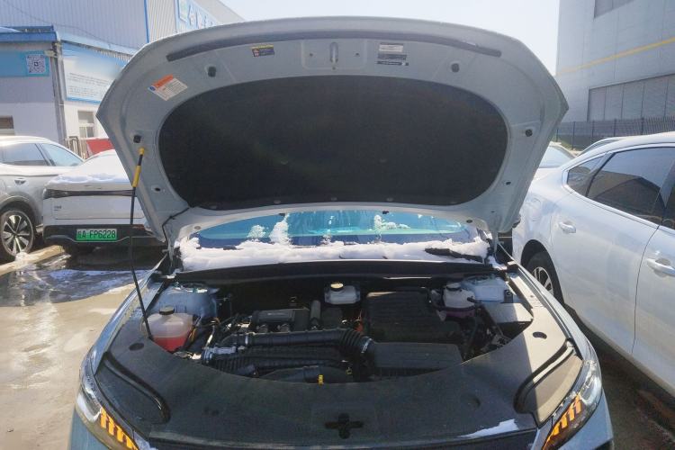 Used BYD Qin PLUS 2025 DM-i Smart Drive 120KM Superior Model Engine Bay