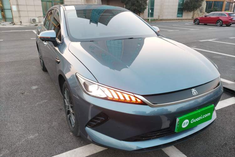 Used BYD Qin PLUS 2025 EV Smart Drive Edition 510KM Leading Model Front Right 45 Deg