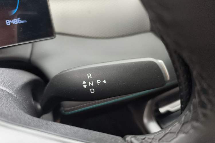 Used BYD Qin PLUS  Gear Lever