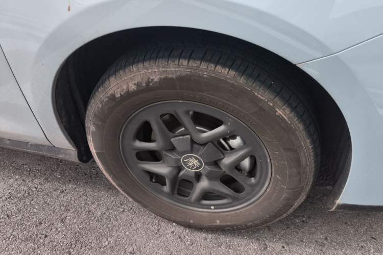 Used BYD Qin PLUS  Right Front Wheel Hub