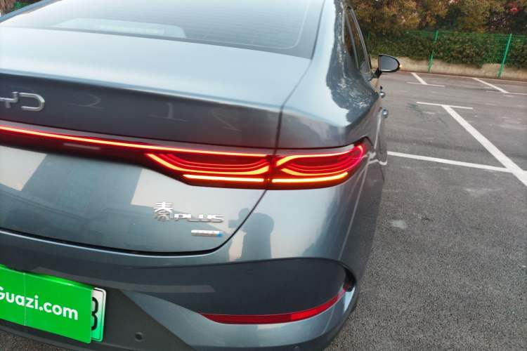 Used BYD Qin PLUS 2025 EV Smart Drive Edition 510KM Leading Model Right Rear Taillight