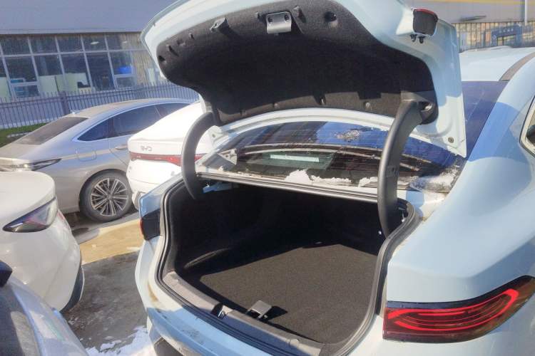 Used BYD Qin PLUS 2025 DM-i Smart Drive 120KM Superior Model Trunk