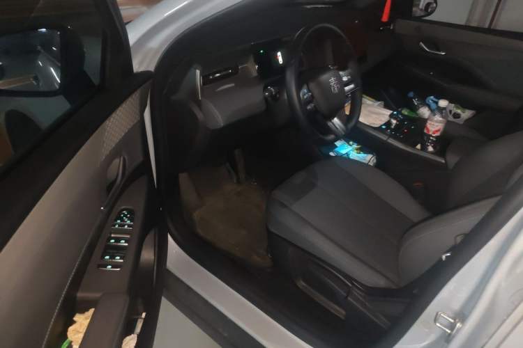 Used BYD Qin PLUS 2025 DM-i Smart Drive 55KM Leading Model Driver Seat