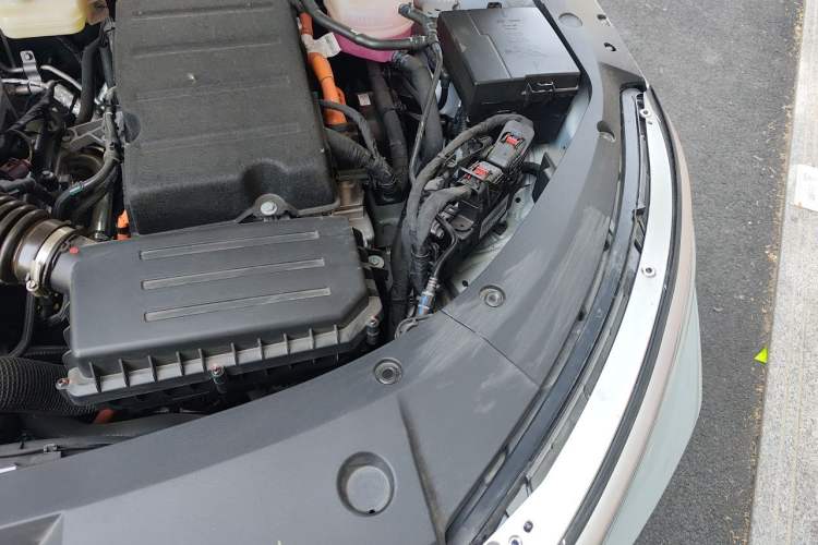 Used BYD Qin PLUS 2025 DM-i Smart Drive 120KM Superior Model Engine Bay Left