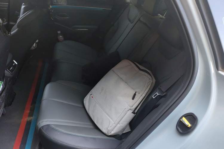 Used BYD Qin PLUS 2025 DM-i Smart Drive 120KM Superior Model Left Rear Seat