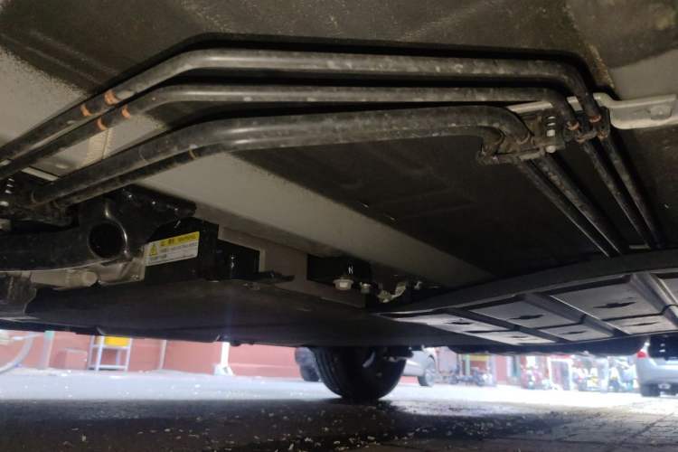 Used BYD Qin PLUS 2025 DM-i Smart Drive 55KM Leading Model Chassis Front Left