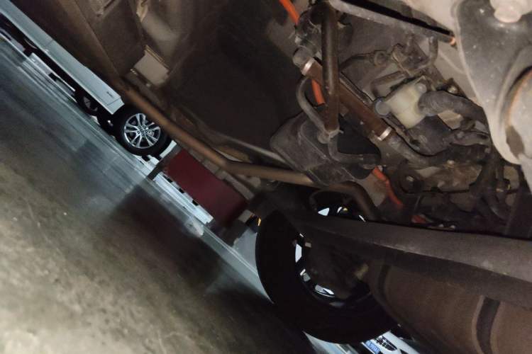 Used BYD Qin PLUS 2025 DM-i Smart Drive 55KM Leading Model Chassis Front Right