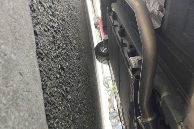 Used BYD Qin PLUS 2025 DM-i Smart Drive 55KM Leading Model Chassis Front Right