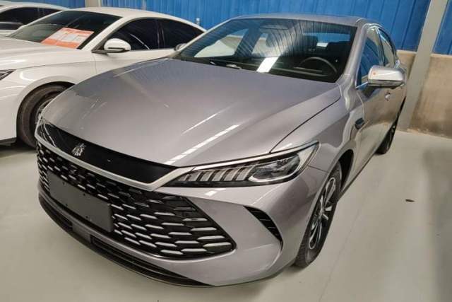 Used BYD Qin PLUS 2025 DM-i Smart Drive 120KM Superior Model