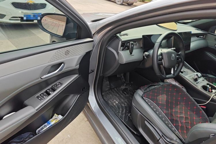 Used BYD Qin PLUS 2025 EV Smart Drive Edition 420KM Leading Model Driver Seat