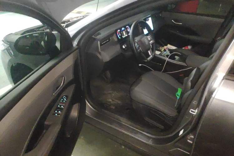 Used BYD Qin PLUS  Driver Seat