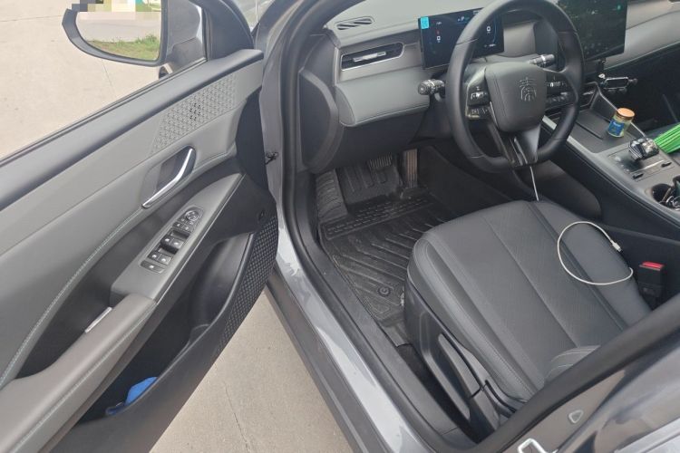 Used BYD Qin PLUS 2025 DM-i Smart Drive 55KM Leading Model Driver Seat