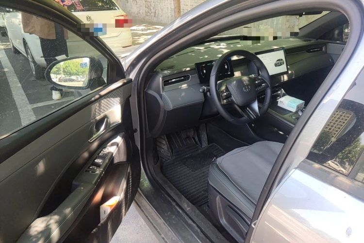 Used BYD Qin PLUS 2025 DM-i Smart Drive 55KM Leading Model Driver Seat
