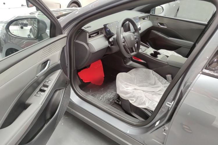 Used BYD Qin PLUS  Driver Seat
