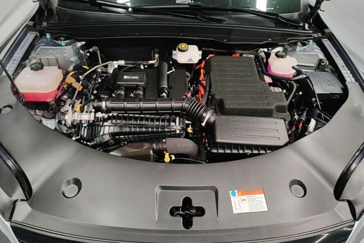 Used BYD Qin PLUS 2025 DM-i Smart Drive 120KM Superior Model Engine Bay