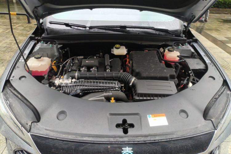 Used BYD Qin PLUS 2025 DM-i Smart Drive 55KM Leading Model Engine Bay