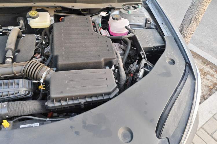 Used BYD Qin PLUS 2025 DM-i Smart Drive 55KM Leading Model Engine Bay Left