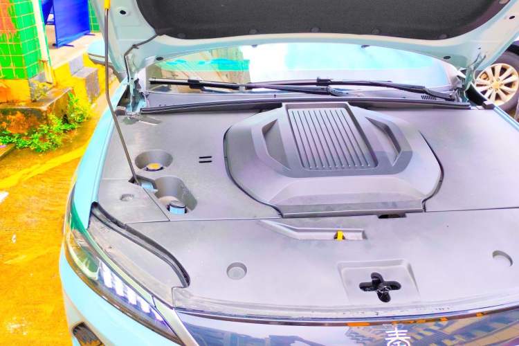 Used BYD Qin PLUS 2025 EV Smart Drive Edition 510KM Leading Model Engine Bay Right