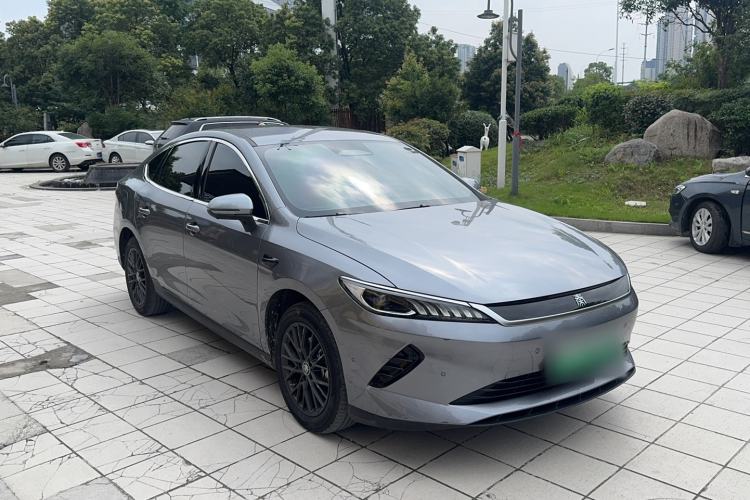 Used BYD Qin PLUS 2025 EV Smart Drive Edition 420KM Leading Model Exterior 3
