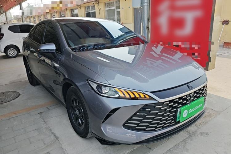 Used BYD Qin PLUS 2025 DM-i Smart Drive 55KM Leading Model Front Right 45 Deg