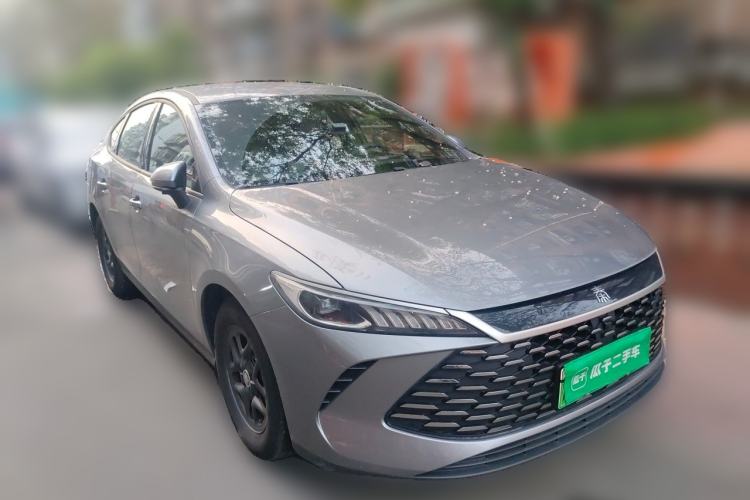 Used BYD Qin PLUS 2025 DM-i Smart Drive 55KM Leading Model Front Right 45 Deg