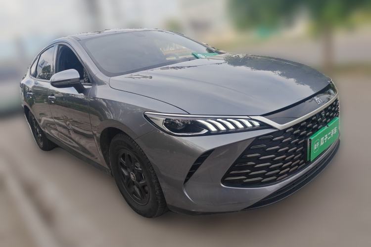 Used BYD Qin PLUS 2025 DM-i Smart Drive 55KM Leading Model Front Right 45 Deg