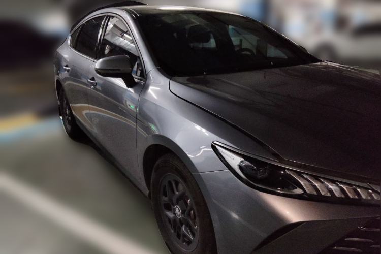 Used BYD Qin PLUS 2025 DM-i Smart Drive 55KM Leading Model Front Right 45 Deg