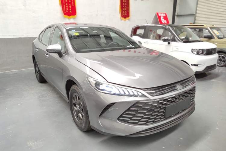 Used BYD Qin PLUS  Front Right 45 Deg