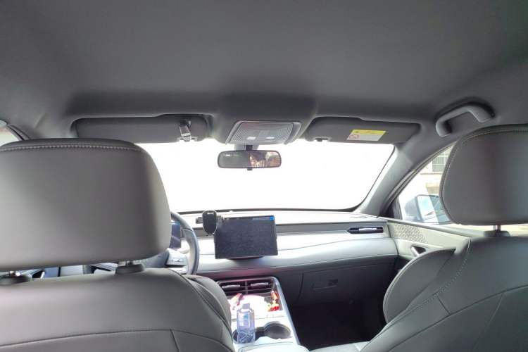 Used BYD Qin PLUS  Headliner