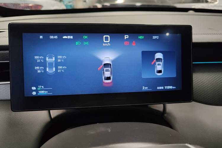Used BYD Qin PLUS 2025 DM-i Smart Drive 120KM Superior Model Instrument Cluster