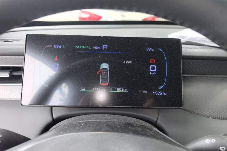 Used BYD Qin PLUS 2025 DM-i Smart Drive 55KM Leading Model Instrument Cluster