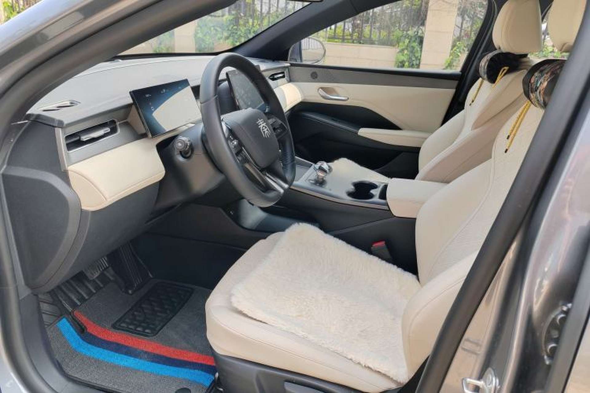 Used BYD Qin PLUS 2025 DM-i Smart Drive 55KM Leading Model Interior 2