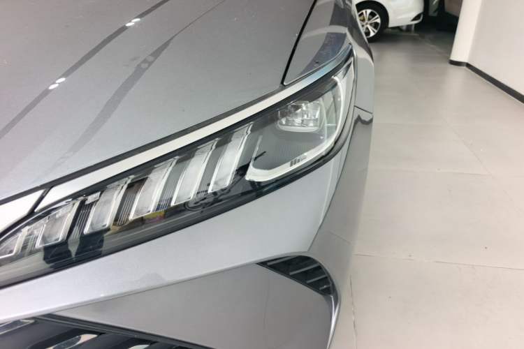 Used BYD Qin PLUS 2025 DM-i Smart Drive 55KM Leading Model Left Front Headlight