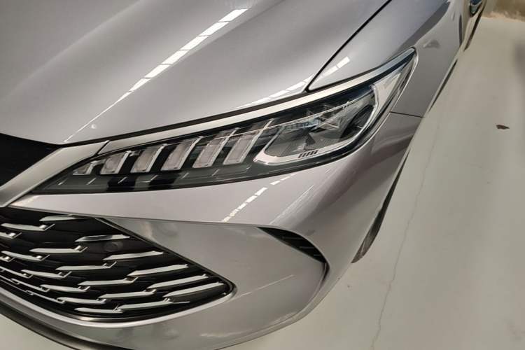 Used BYD Qin PLUS 2025 DM-i Smart Drive 120KM Superior Model Left Front Headlight